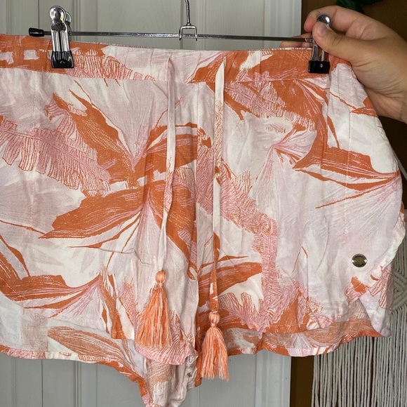 SOLD ON INSTA - Picture 3 of 5